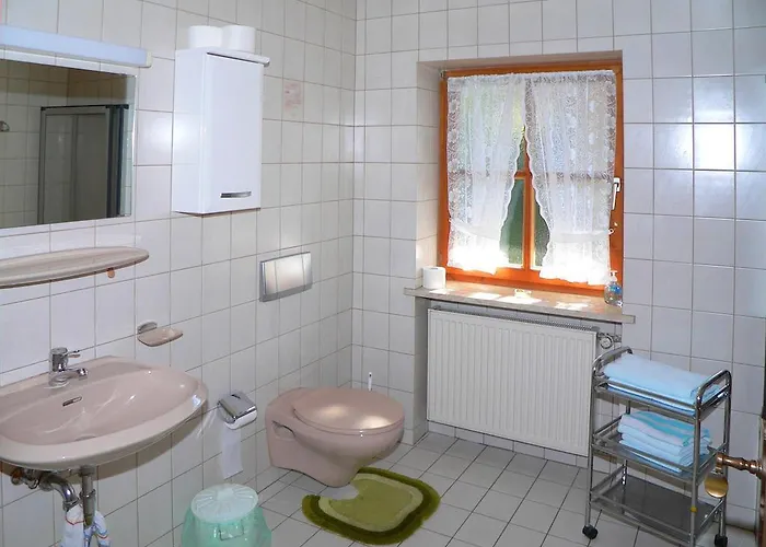 - Zur Post